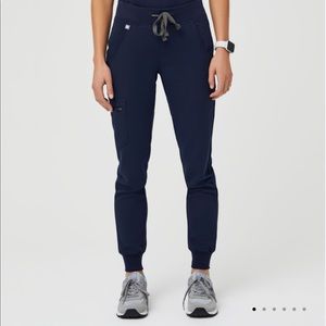 figs navy bottoms